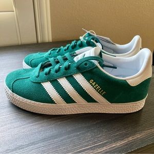 NEW-Adidas Gazelle Sneaker-little kid size 13.5